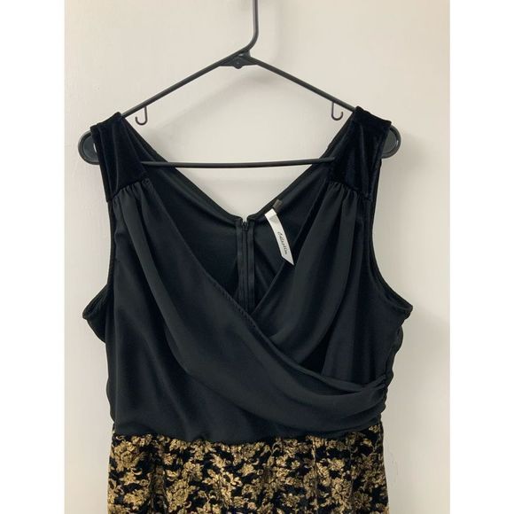 NY Collection Dress - Picture 3 of 6